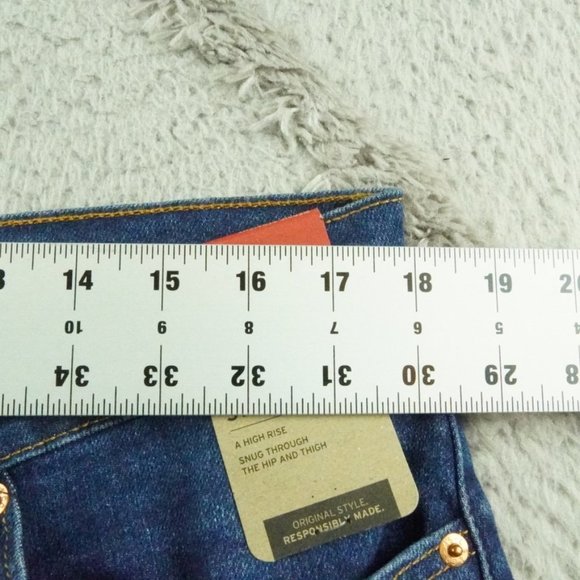 Levis Wedgie Straight Leg Jeans Womens 18 High Rise Button Fly Denim NEW NWT - Picture 7 of 12